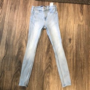 Juniors/women’s Hollister Jegging